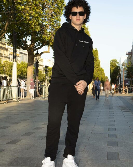 SWEAT À CAPUCHE NOIR IMPRIMÉ CC LOGO PL'AD PARIS SIGN BLANC